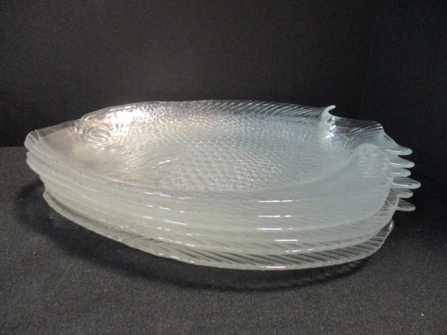 Large Grouping of Textured Glass Fish and Shell Bowls and Plates - 7