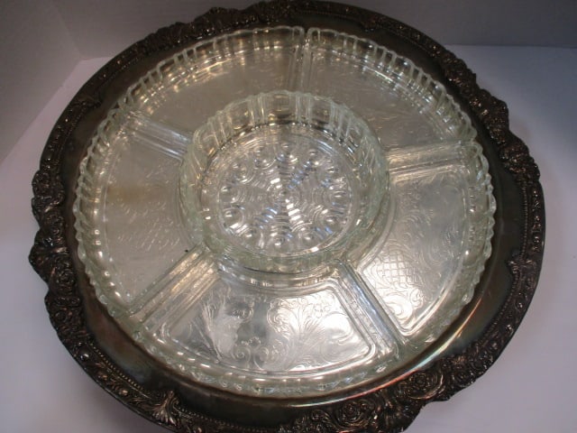 Sheridan Silverplate Lazy Susan Tray with Five Glass Side Dishes and Center Covered Dish - 3