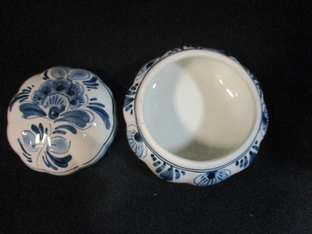 Handpainted Delft Blue Trinket Box and Henry Wedemeter Porcelain Windmill - 6