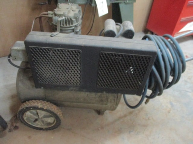 Campbell Hausfeld Air Compressor - 4