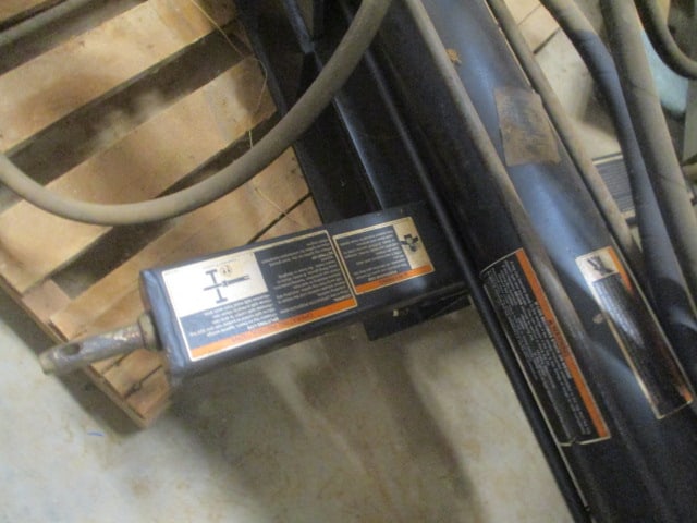 North Star Log Splitter for 3 Point Hitch - 2