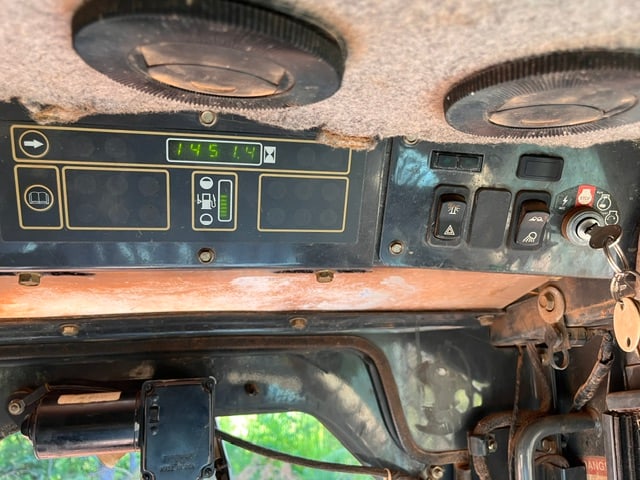 New Holland LS 170 Turbo Skid Steer - 4
