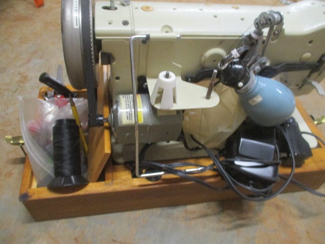 Brother The Sail Rite Sail Maker Sewing Machine - 4