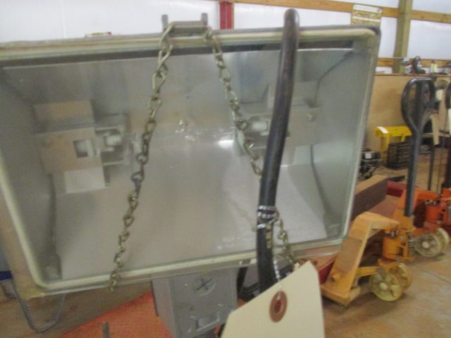 Halogen Light on Adjustable Stand - 3
