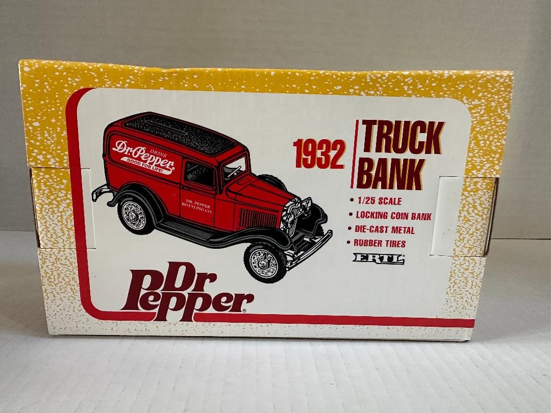 Vintage 1994 DR. PEPPER 1932 TRUCK BANK, Die Cast Metal Locking Coin Bank with Rubber Tires - 3