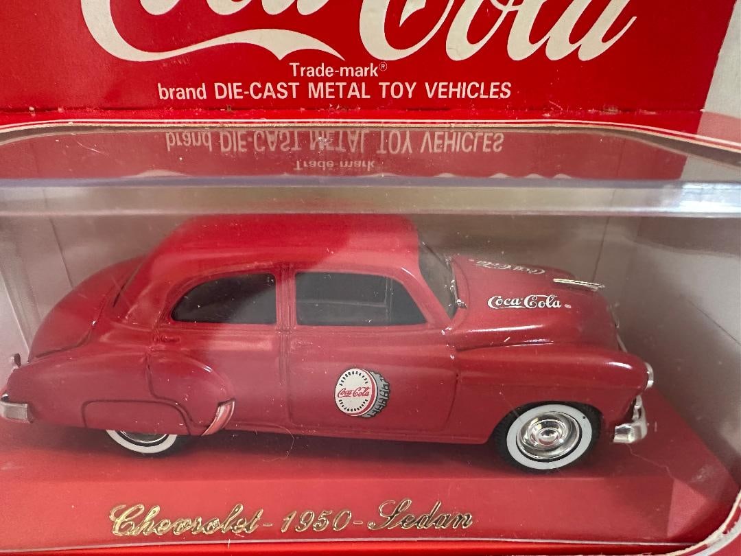 Vintage Coca-Cola Die Cast Metal "1950 CHEVROLET SEDAN"? in Original Unopened Packaging, 1/43 Scale - 3