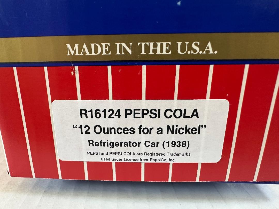 Vintage USA TRAINS Pepsi Cola "12 OUNCES FOR A NICKEL"? 1938 Refrigerator Car, New in Original Box - 7