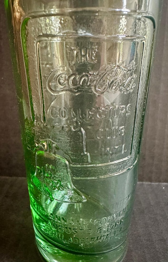 Vintage 1988, The Coca-Cola Collectors Club International, Philadelphia, Liberty Bell Glass Bottle - 2