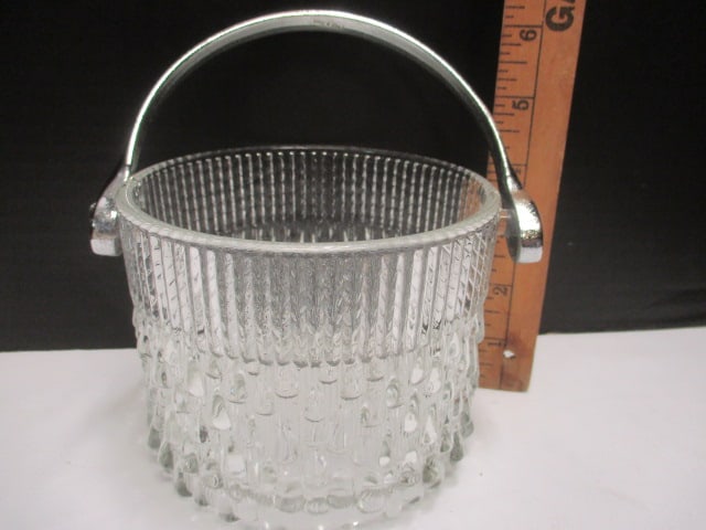 Mid Century Modern Textured Glass Ice Bucket - 2
