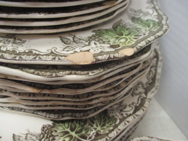 57 Pieces of Vintage Johnson Brothers "The Friendly Village" China - 5