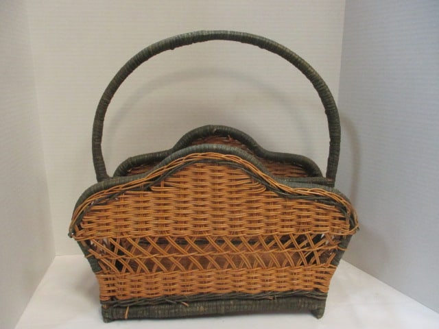 Vintage Wicker Magazine Rack: 19" x 9" x 20"