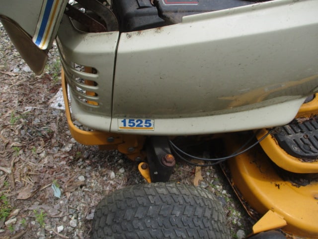 Cub Cadet 1525 Riding Lawnmower with 15.0 Kawasaki Motor - 3