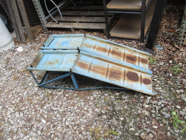 Pair of Metal Auto Ramps: rust and wear, Local Pickup Only