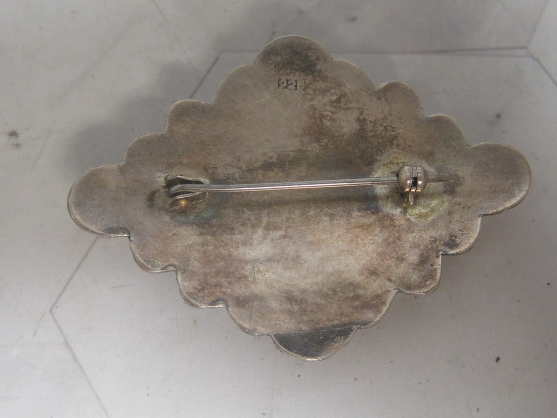 Antique Sterling Silver Onyx Brooch - 4