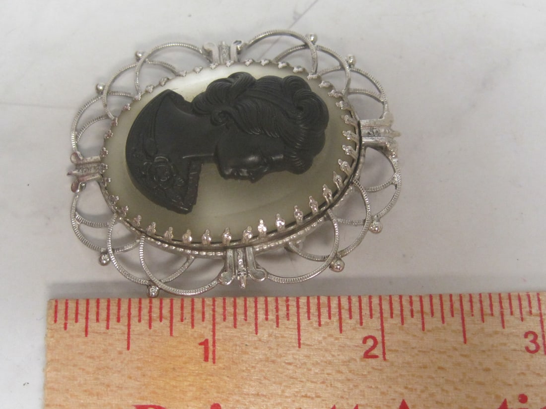 Whiting & Davis Cameo Brooch & Clip Earrings - 7