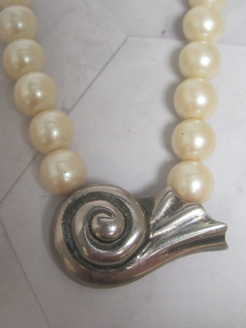 18" Vintage Richelieu Faux Pearl Necklace - 2