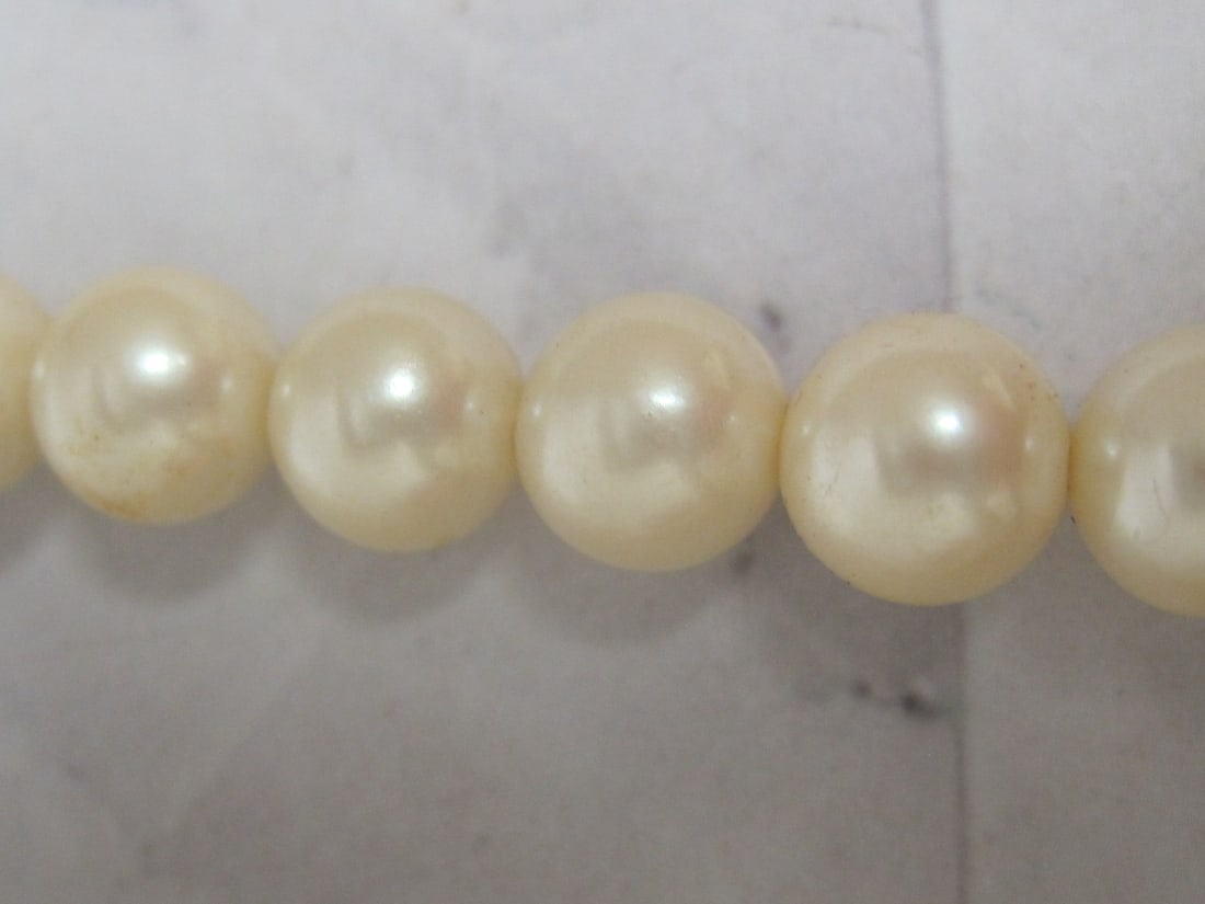 18" Vintage Richelieu Faux Pearl Necklace - 3