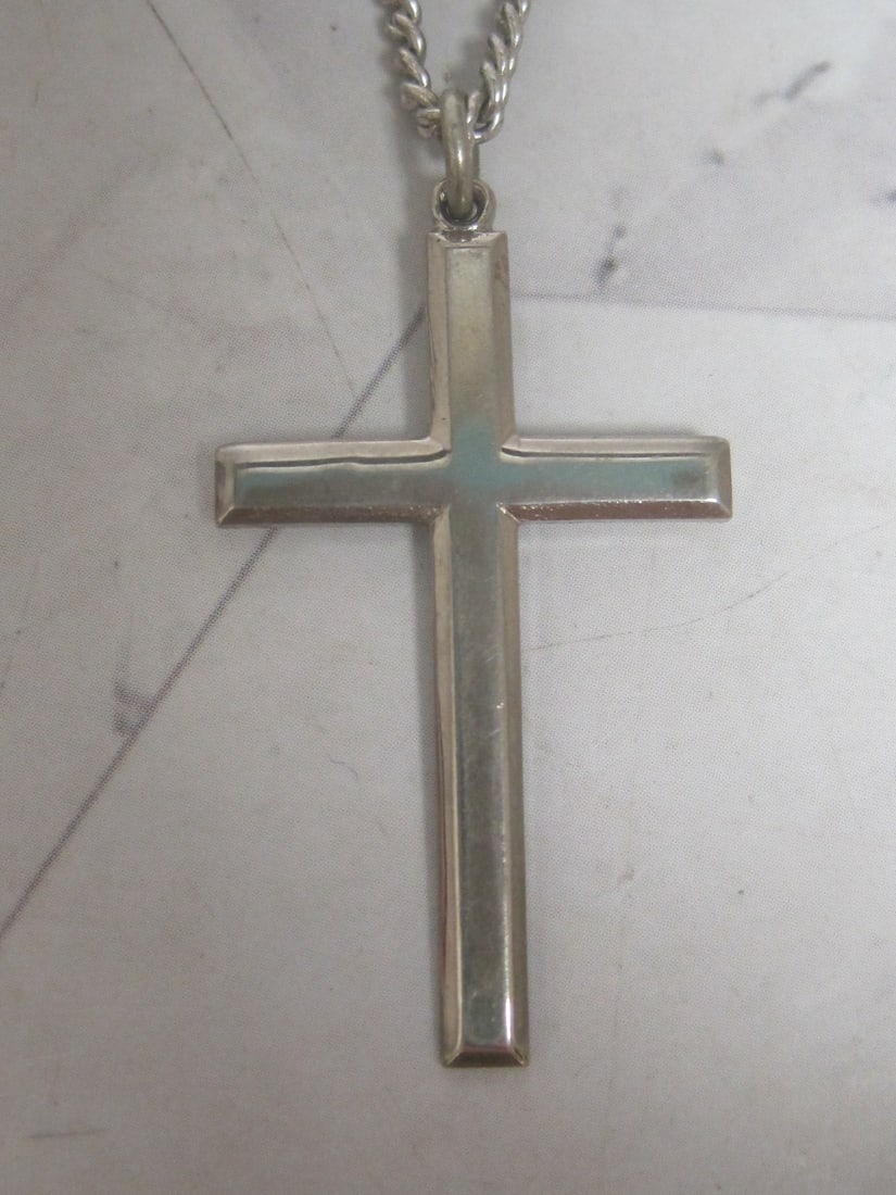 Vintage Sterling Silver Cross Pendant on 18" Sterling Silver Chain - 2