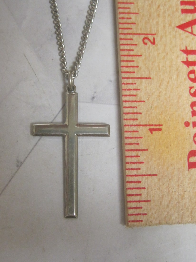 Vintage Sterling Silver Cross Pendant on 18" Sterling Silver Chain - 3