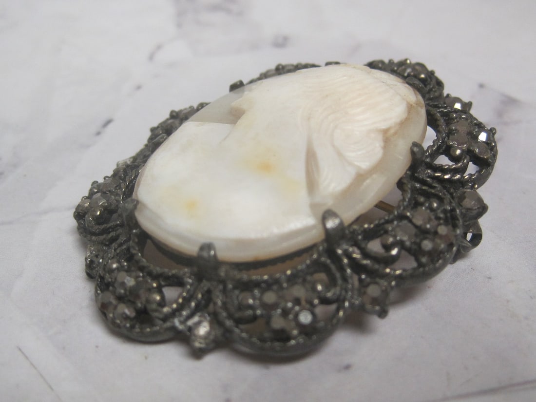 Weiss Cameo Brooch/Pendant - 4