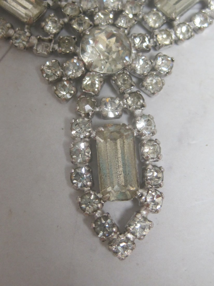 Vintage Kramer of NY Rhinestone Necklace - 3