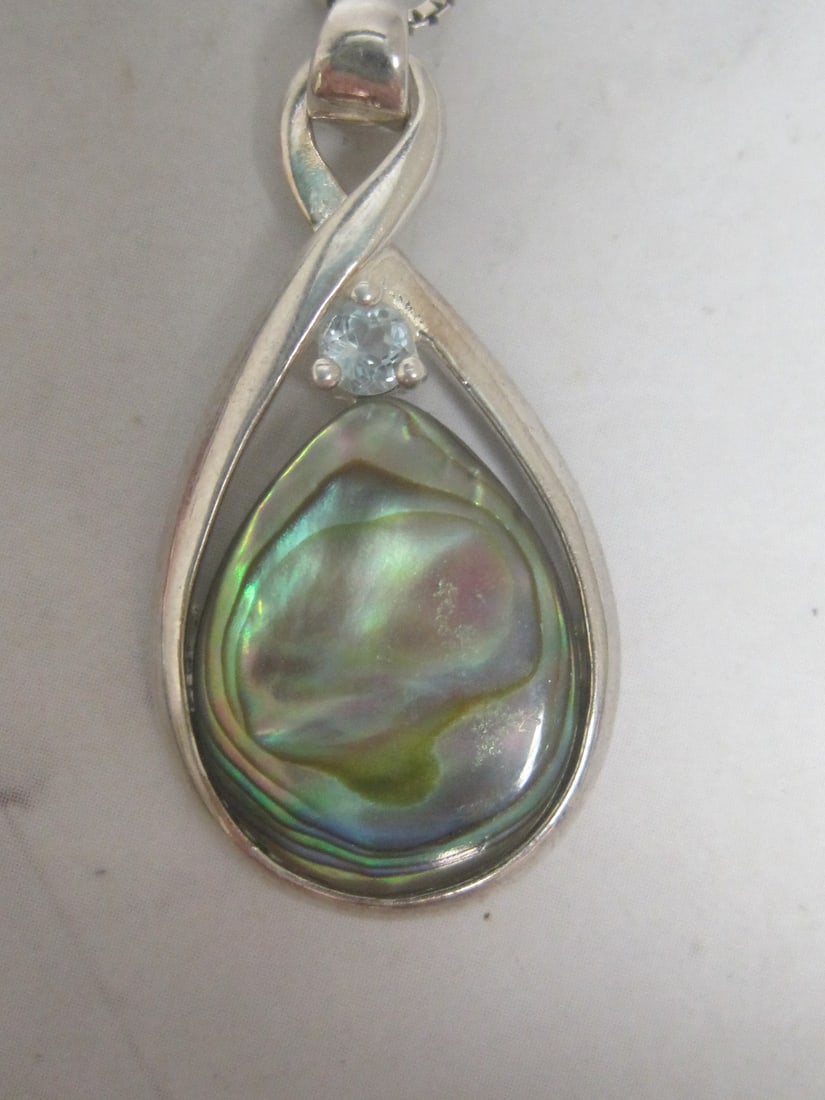 Sterling Silver Mother of Pearl Pendant on 18" Sterling Silver Chain - 2