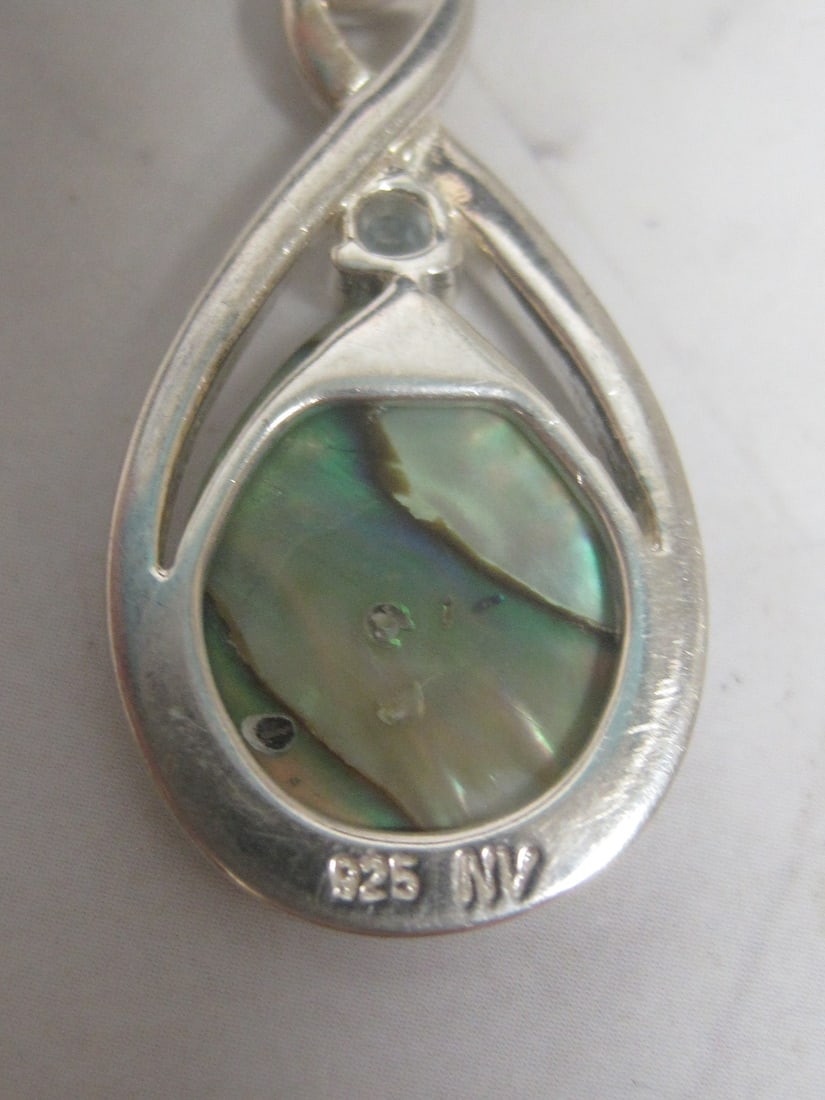 Sterling Silver Mother of Pearl Pendant on 18" Sterling Silver Chain - 4