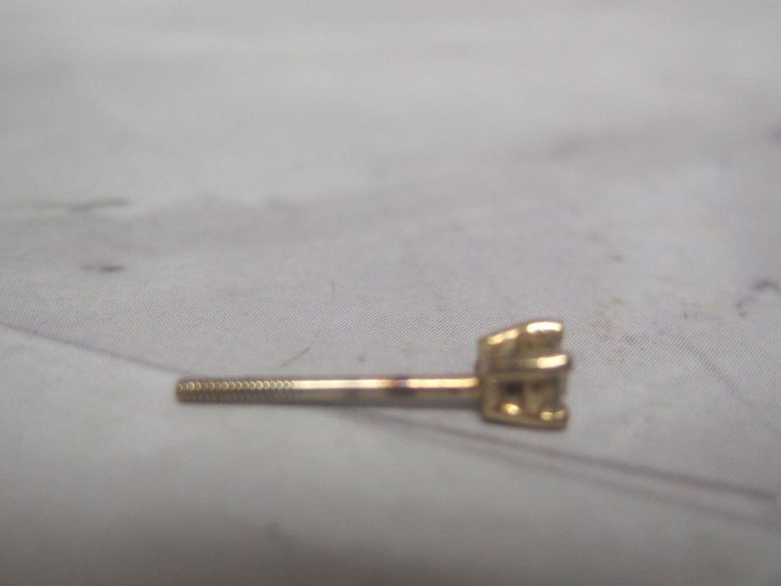 Lot of 2 14k Gold Mismatched Diamond Stud Earrings - 3