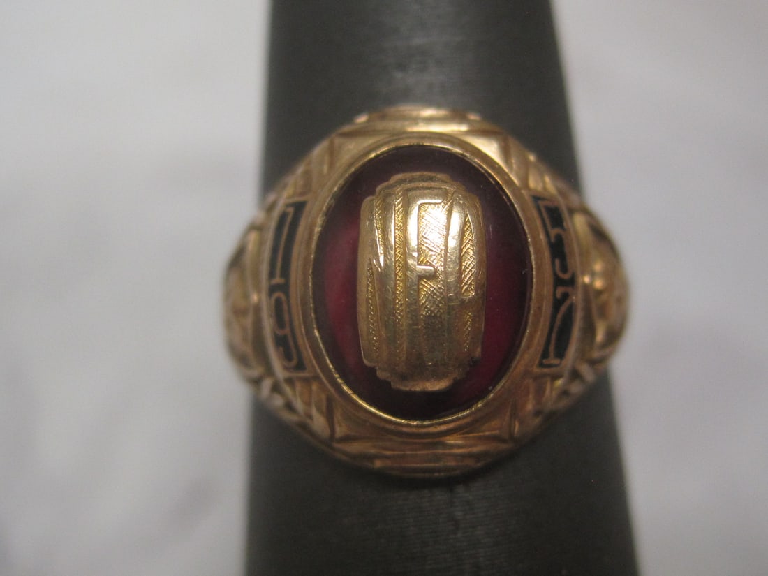 1957 10k Gold Class Ring (1 of 4)