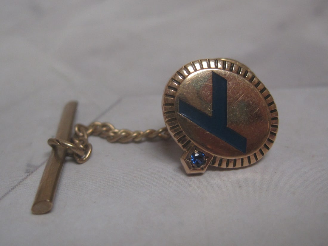 10k Gold 1970's Eastern Air Lines Service Lapel Pin: Weighs 2.3 grams not including back