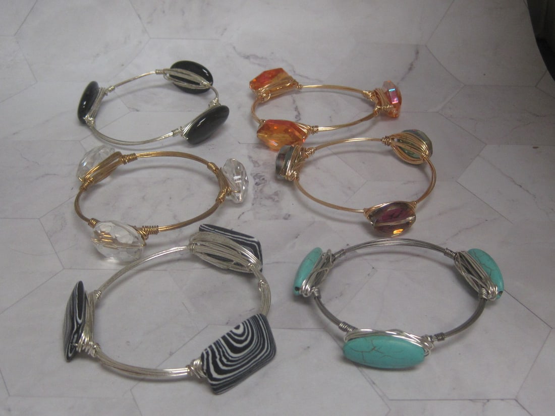 Lot of 6 Wire Bracelets with Faux Gemstones & Art Glass: .
