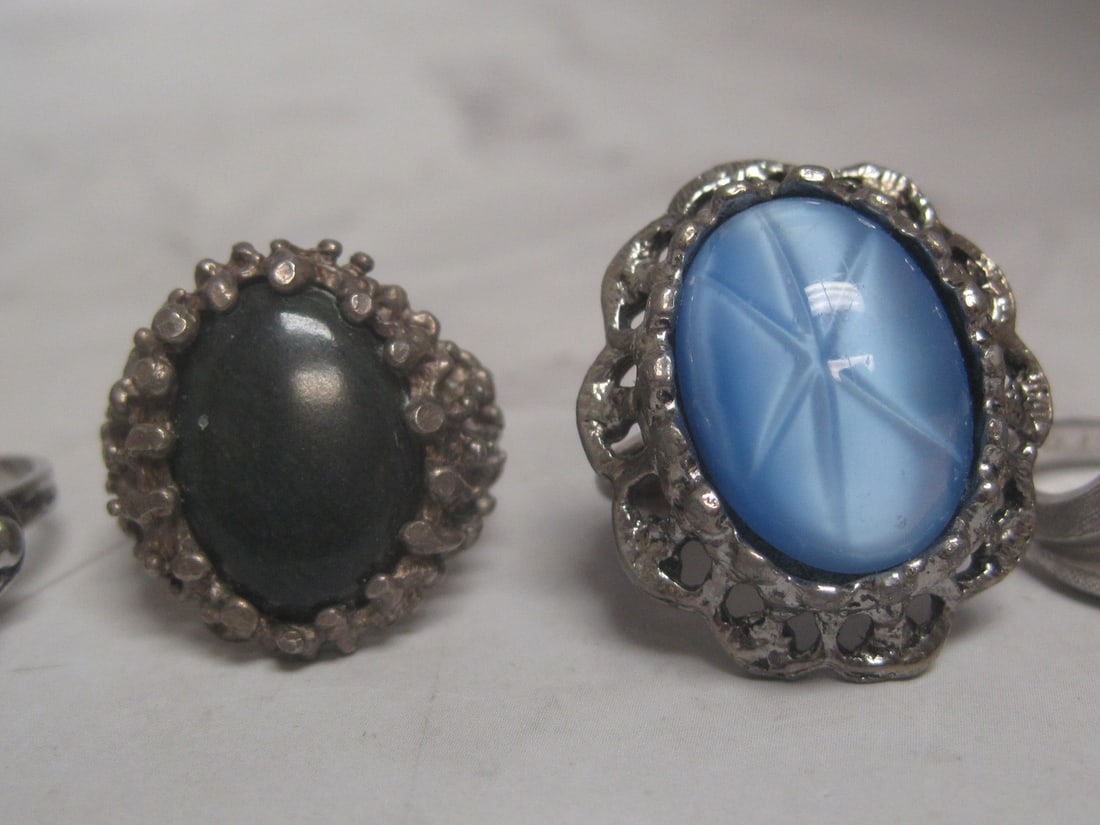 Lot of 6 Fashion Rings - 3