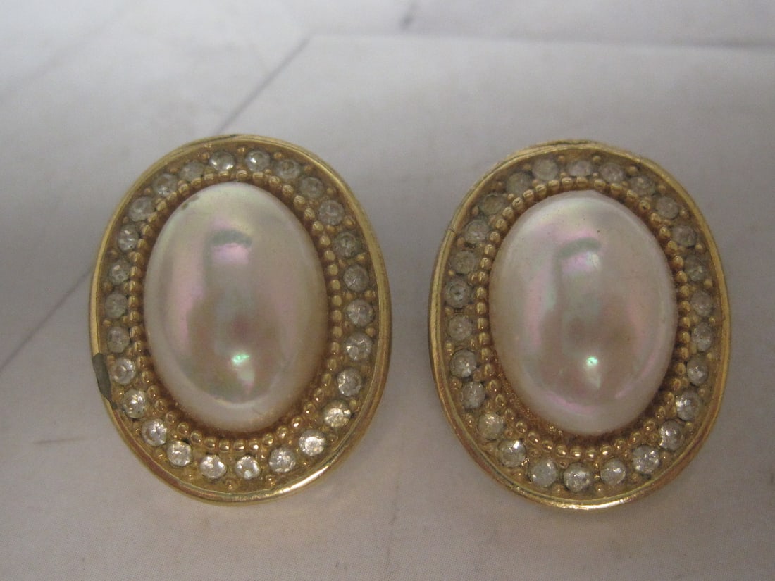 Christian Dior Faux Pearl & Crystal Clip Earrings: .