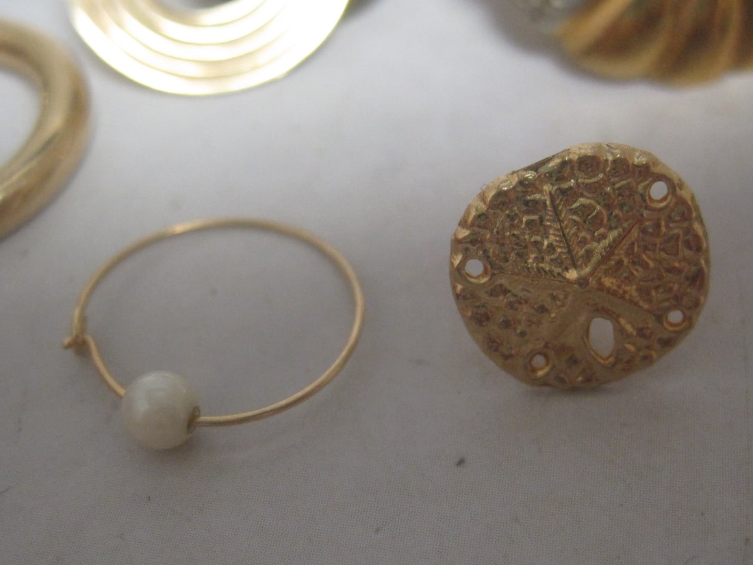 Lot of 6 14k Gold Single Earrings - 3