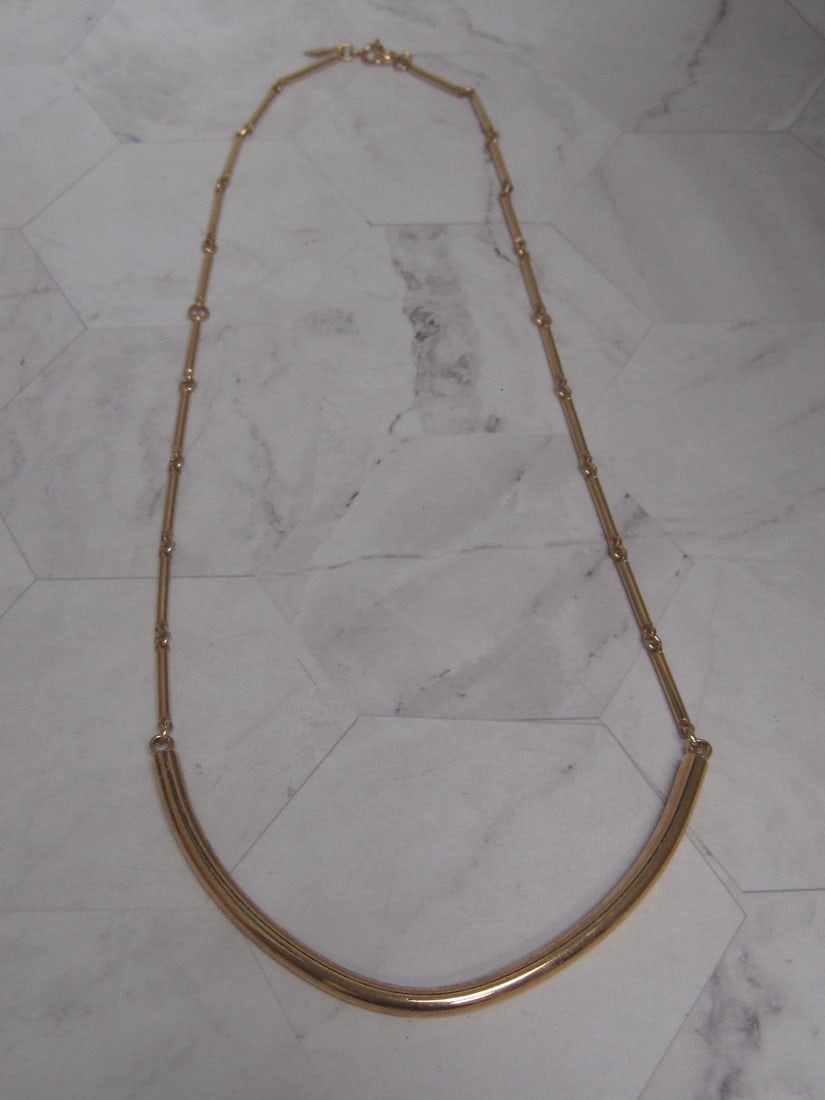22" Vintage Goldtone Sarah Conventry Necklace: .