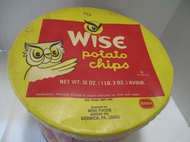 Vintage Borden Inc. Wise Foods "Wise Potato Chip" Cardboard Chip Can - 2