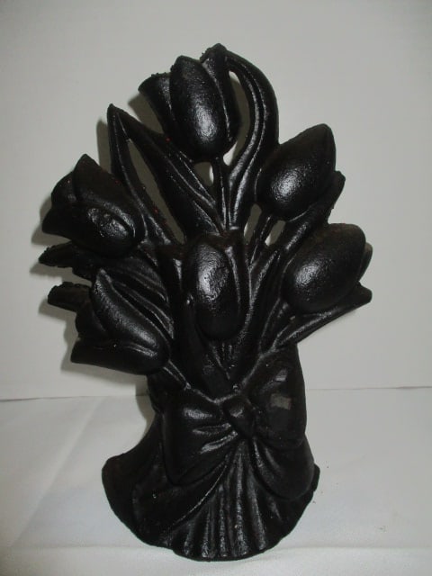 Cast Iron Tulip Bouquet Door Stop: 10 1/2"h
