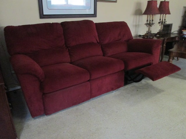 La-Z-Boy Burgundy Upholstered Double Recliner Sofa - 6