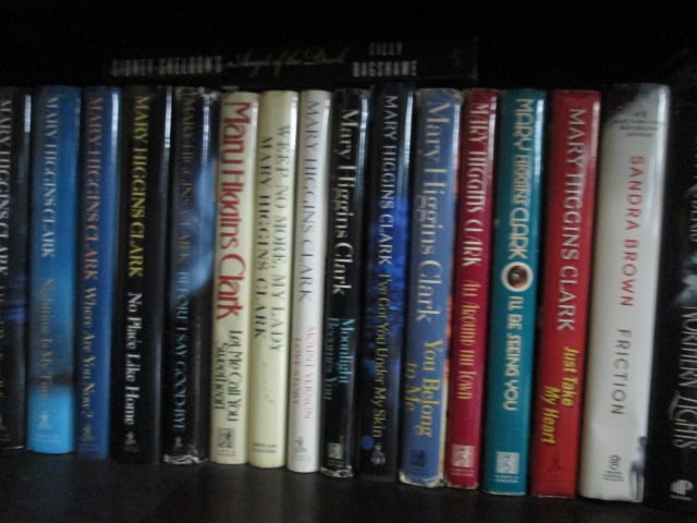 Grouping of Popular Author Hardback and Paper Back Novels - 10
