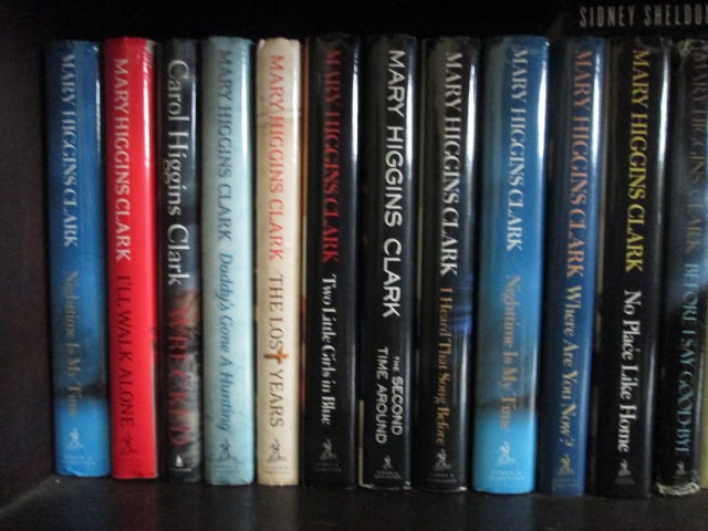 Grouping of Popular Author Hardback and Paper Back Novels - 11