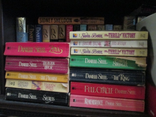 Grouping of Popular Author Hardback and Paper Back Novels - 14