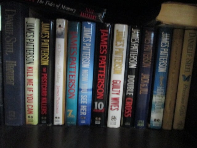 Grouping of Popular Author Hardback and Paper Back Novels - 15