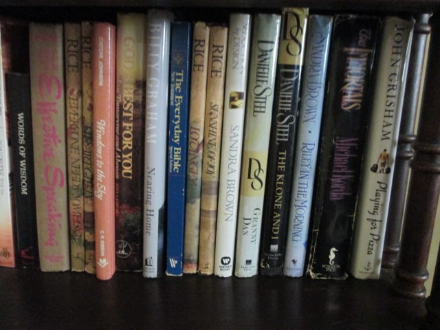 Grouping of Popular Author Hardback and Paper Back Novels - 2