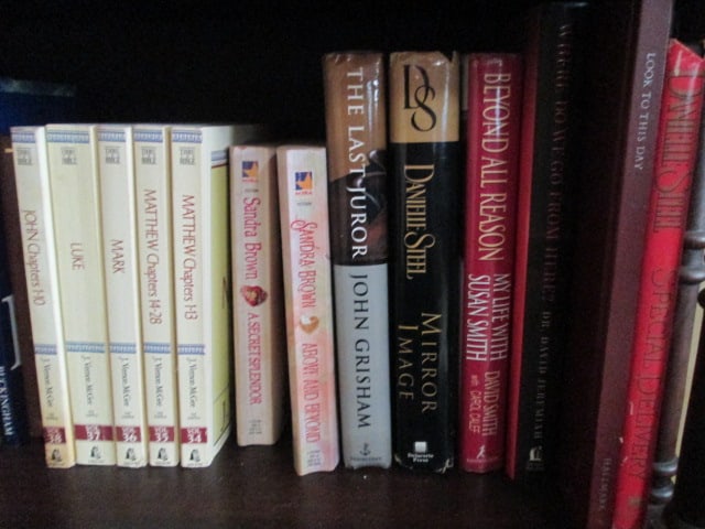 Grouping of Popular Author Hardback and Paper Back Novels - 5