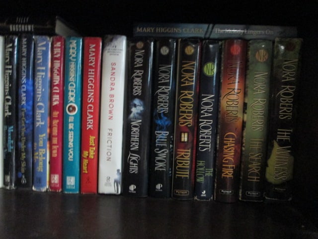 Grouping of Popular Author Hardback and Paper Back Novels - 9