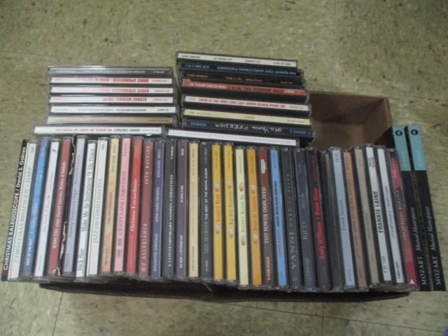 Collection of Music CDs-Easy Listening, Holiday, Classical, etc.: See pictures and preview for artist