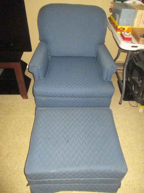 Les Brown Chair Co. Blue Upholstered Rolled Arm Chair and Ottoman: Chair 33"w, ottoman 24" x 21" x 13", Local Pickup Only