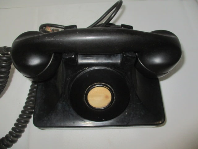 Black Bakelite Signal Corps US Army Telephone TP-6-A - 2
