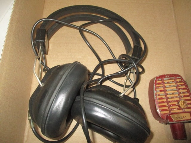 Vintage Shure Model 710AS Microphone, Audition Headphones and Pair of Beats - 3