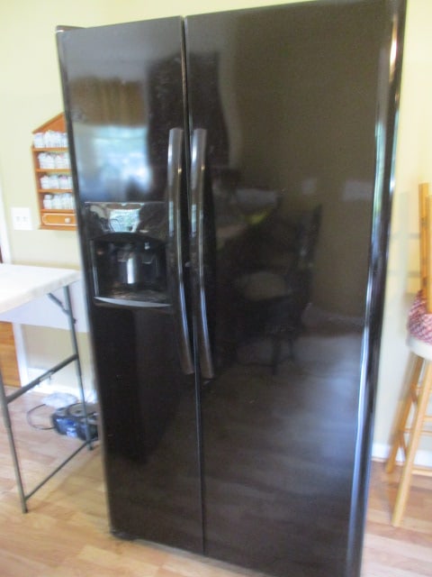 Frigidaire Black Side x Side with Ice/Water in Door Refrigerator: Model LFSS2612TE0, Serial #4A82305476, DOM 06/18, 35 5/8" X 31 3/4"(not including handles) x 69 5/8"(including hinges), hooked up and working, Bring Tools and Additional Person to Help You Unhook and